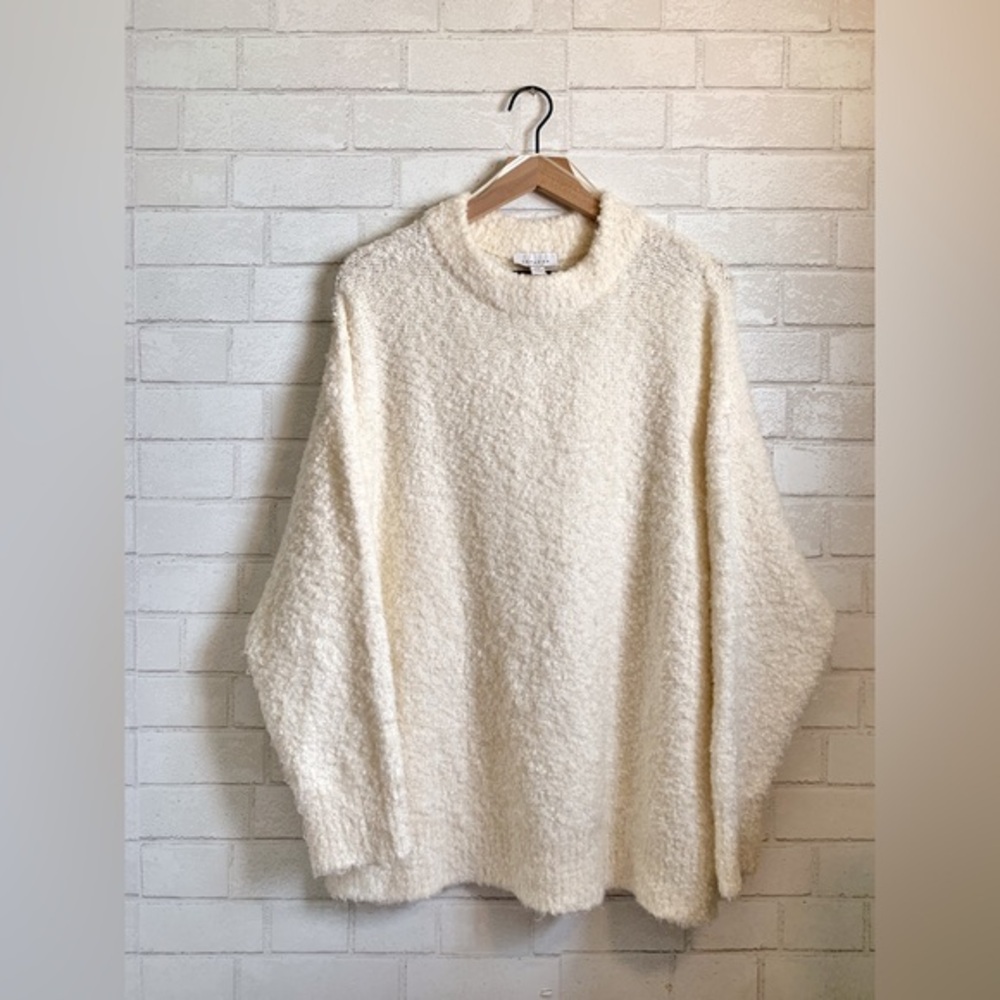 Topshop Ivory Cream Cozy Oversized Baggy Drop Shoulder Fuzzy Women's Sweater